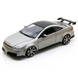 Кола 2003 Honda Accord Custom Tuner